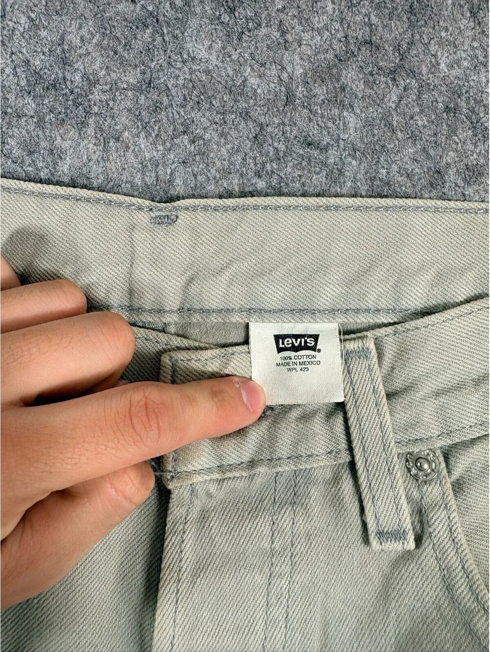 Vintage Levis 501 Jeans Mens 31x30 Beige Straight Leg Button Fly Denim Pants